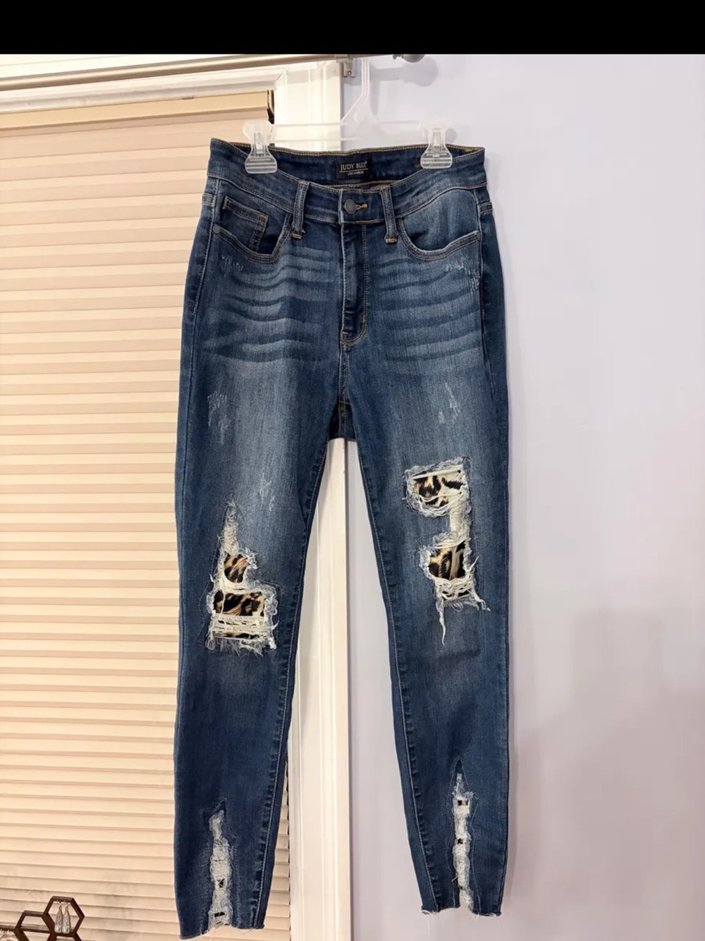 Judy Blue Ripped Skinny Jeans 5/27